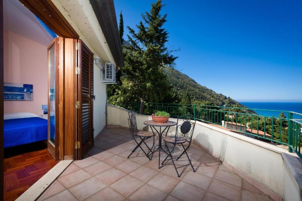 Villa Stefania Кастелламмаре-дель-Голфо Экстерьер фото